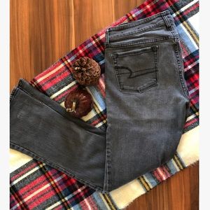 American Eagle Skinny Kick Jeans